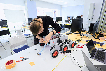 Робот BRover-E4 – портал поставщиков НСППО - 4