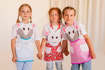 Набор фартуков - Волк и семеро козлят (9 фартуков) – портал поставщиков НСППО - 2